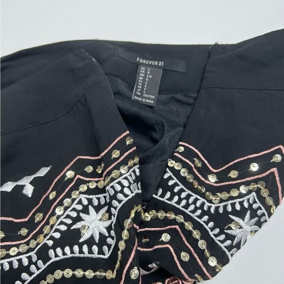 Forever 21 Black shorts with sequins Lined Size L - Picture 3 of 11